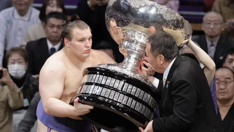 Український сумоїст вперше в історії виграв змагання найвищого рейтингу в світі