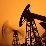 Ціна нафти Brent впала нижче 60 доларів за барель на тлі сподівань на мирну угоду у війні між Україною та Росією