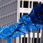 Єврокомісія зарахувала Росію до «країн високого ризику» через відмивання грошей